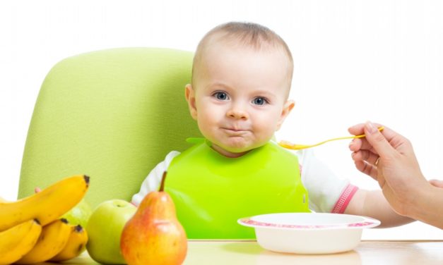 Застольные секреты: как накормить малыша?
